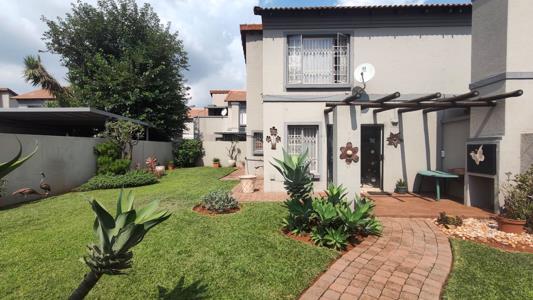 R 980 000