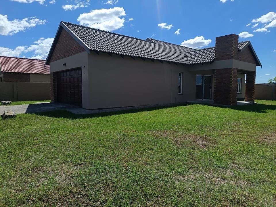 3 Bedroom House for sale in Waterkloof AH - 3 Spain Drive - Rustenburg