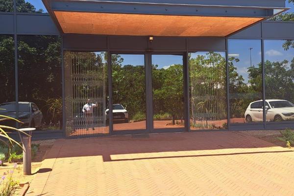 This 148m2 office space to let in Durban North is ideally positioned within a ...