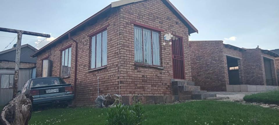 3 Bedroom House for sale in Rabie Ridge - P24-117081953