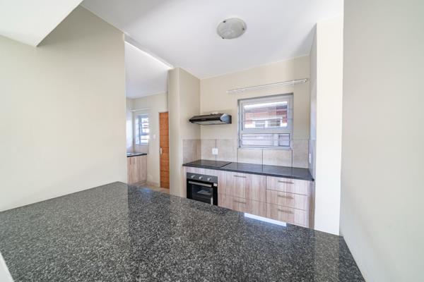 Nestled in the sought after Helderwyk area of Brakpan, this appealing 3-bedroom house welcomes you with a relaxed flow from the ...