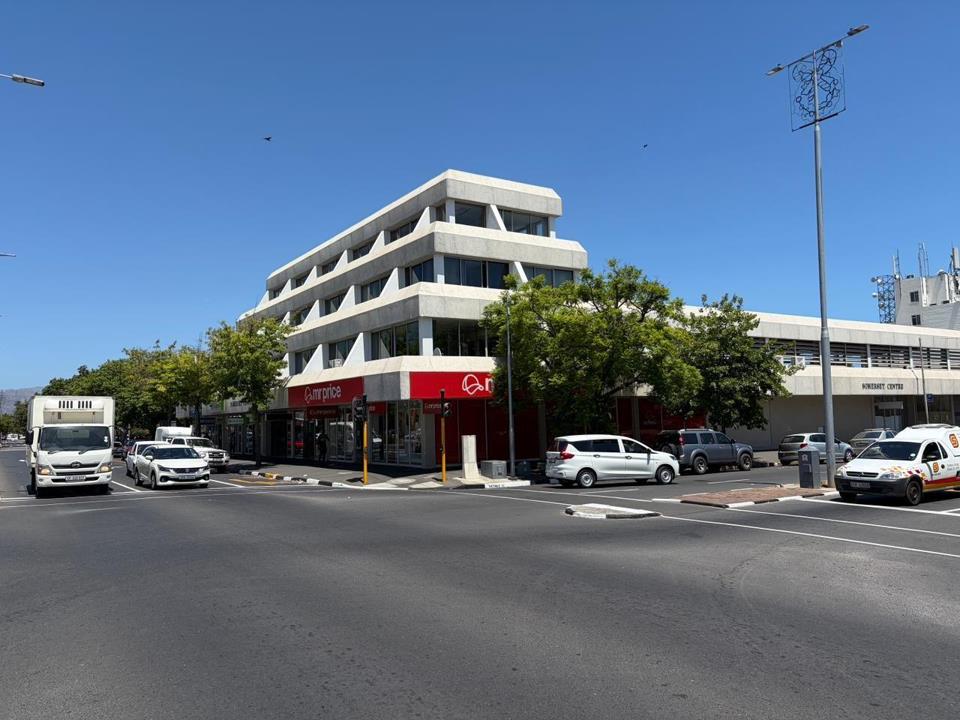 Listing number: P24-117087759, Image number: 1, 279m² Office To Let in Somerset West