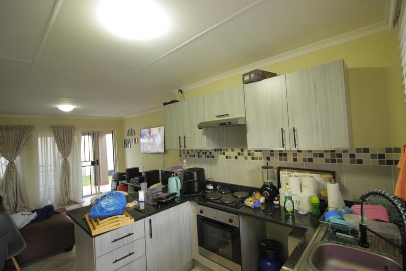 Listing number: P24-117086867, Image number: 2