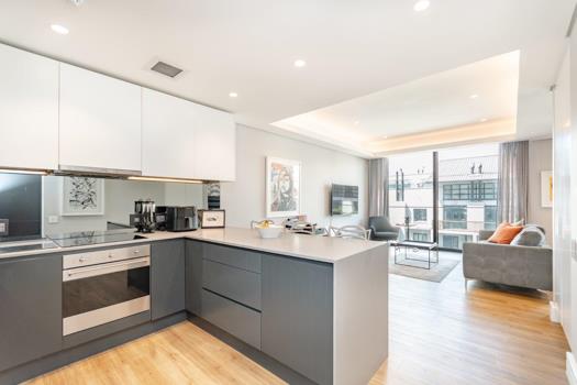 1 Bedroom Apartment / Flat for sale in Melrose Arch