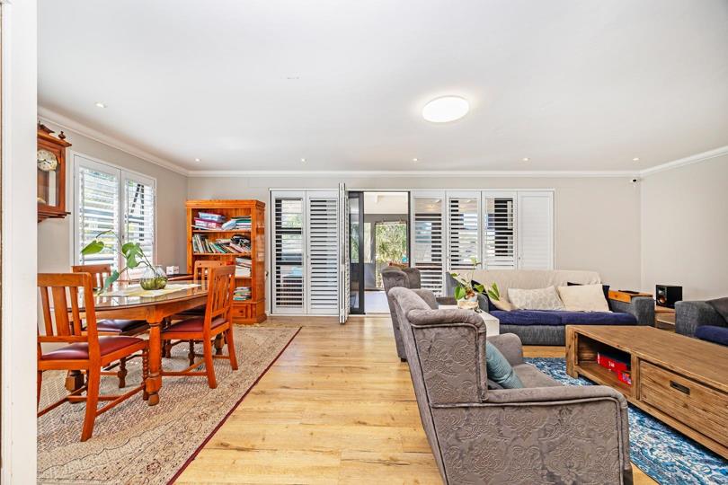 Listing number: P24-117092278, Image number: 3