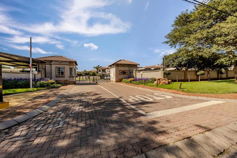 Listing number: P24-117093165, Image number: 2