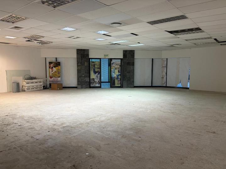 Listing number: P24-117094994, Image number: 3, Retail To Let in Martinville