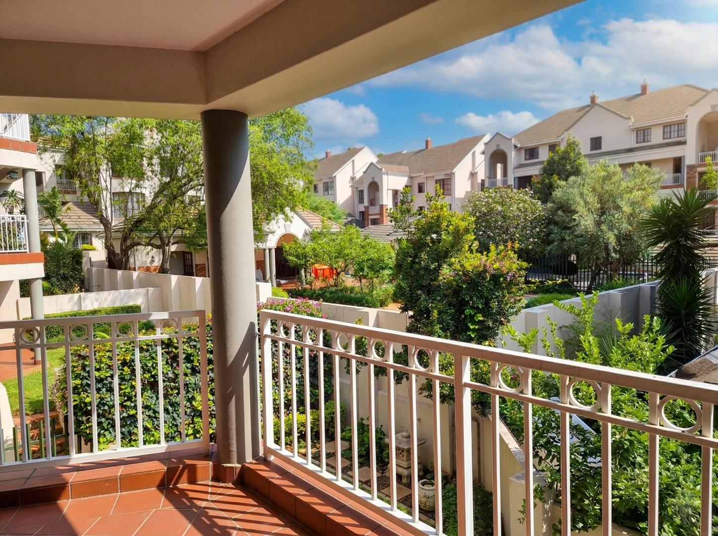 2 Bedroom Apartment / flat for sale in Rivonia - C 5th Avenue - P24 ...