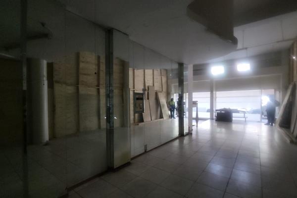 This 364m2 space in Pretoria Central is suited to restaurant, retail, or showroom ...