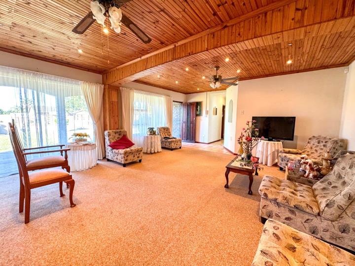 Listing number: P24-117100440, Image number: 2