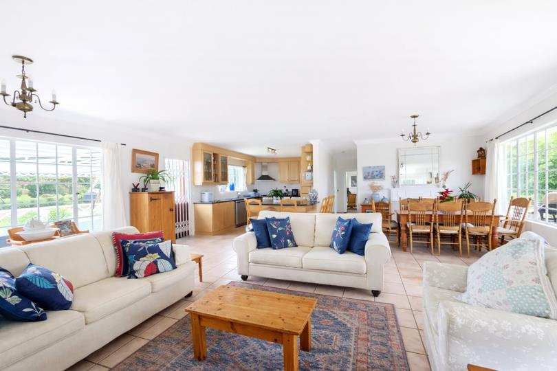 3 Bedroom Apartment / flat for sale in Howick North - P24-117100507