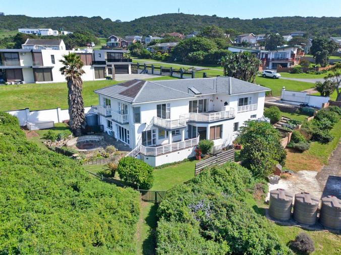 4-bedroom-house-for-sale-in-winterstrand