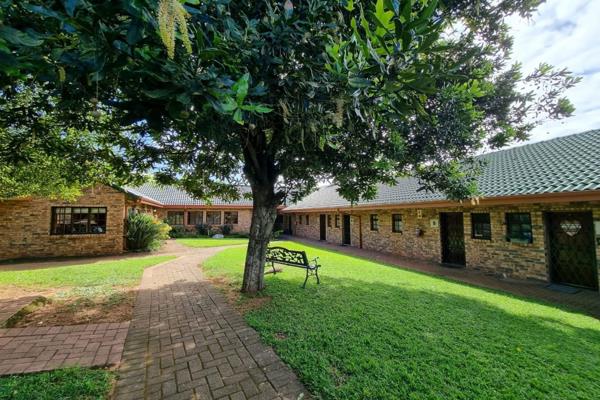 Exclusive Mandate

This beautifully appointed 35 sqm bedsitter offers a perfect blend of comfort, convenience and secured living. It ...