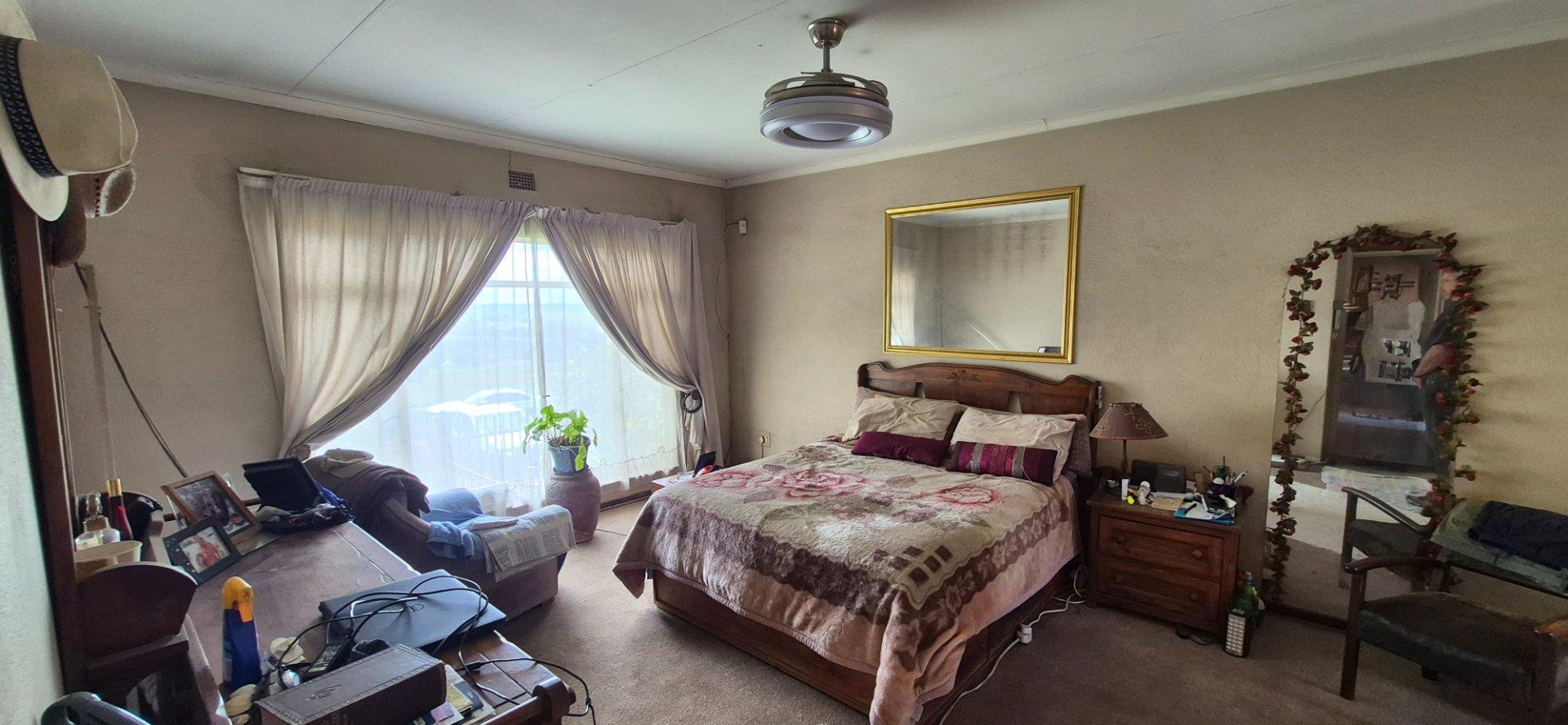 4 Bedroom House for Sale in Ben Fleur