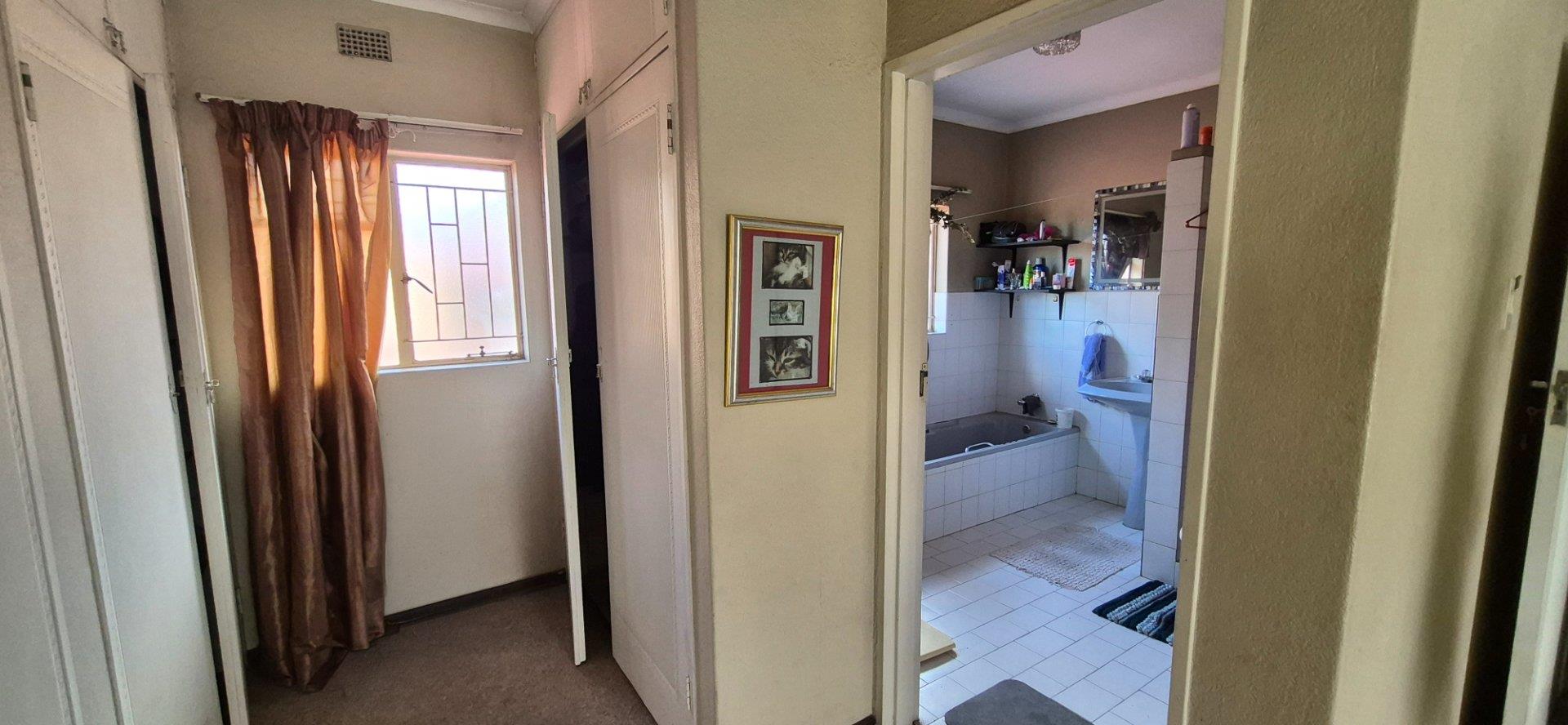 4 Bedroom House for Sale in Ben Fleur