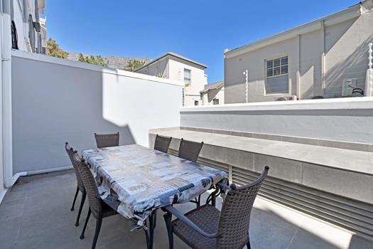1 Bedroom Apartment / Flat in Oranjezicht