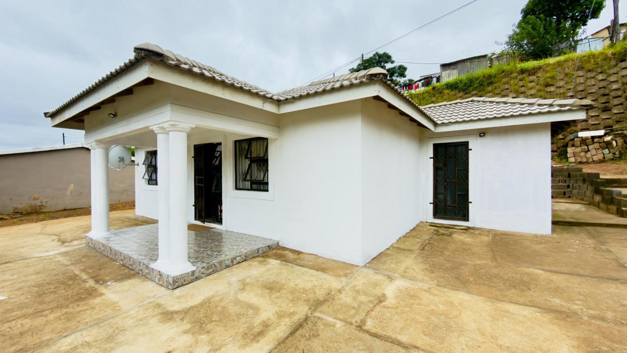3 Bedroom House for sale in Inanda Congo - P24-117104692