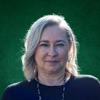 Agent profile for Ausra Houston