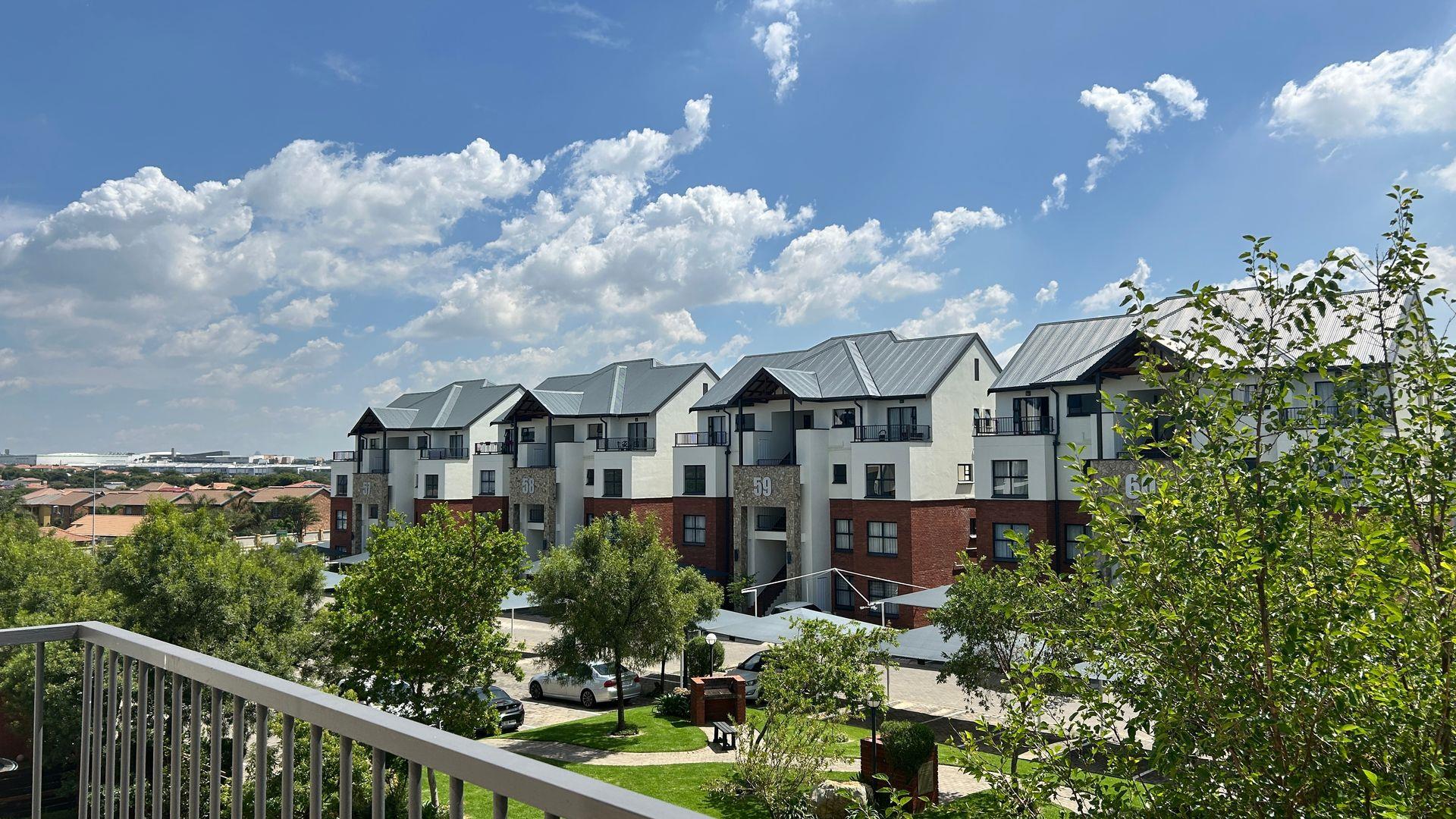 2 Bedroom Apartment / flat for sale in Greenstone Hill - P24-117107127