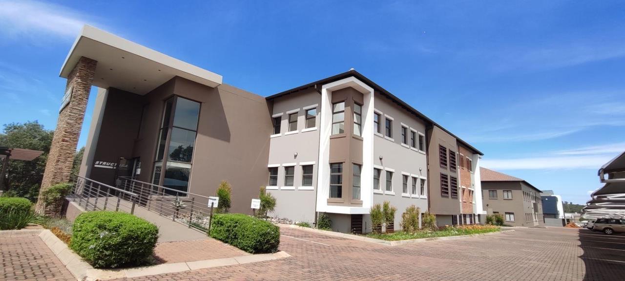 Commercial property to rent in Silver Lakes - 1 Cnr Silver Lakes Rd ...