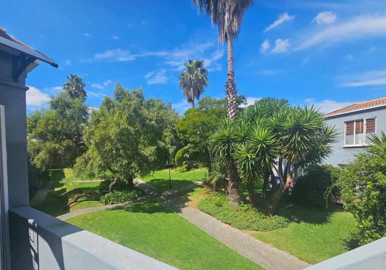 2 Bedroom Apartment / flat for sale in Radiokop - 1132 Amplifier St ...