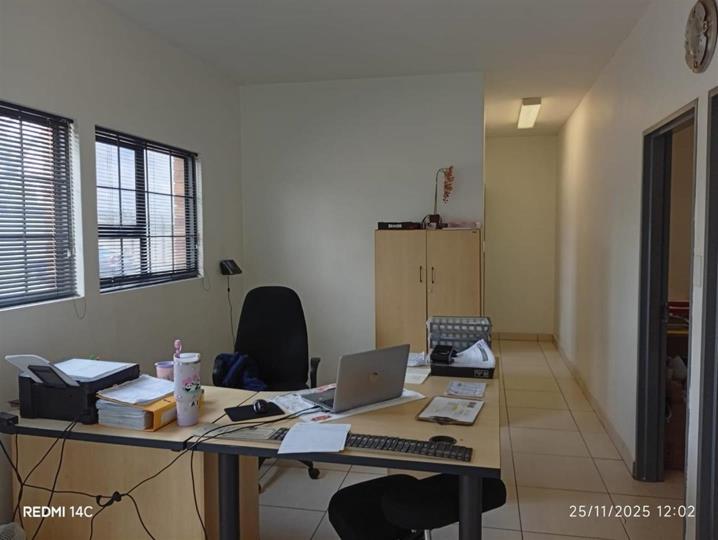 Listing number: P24-117112507, Image number: 3