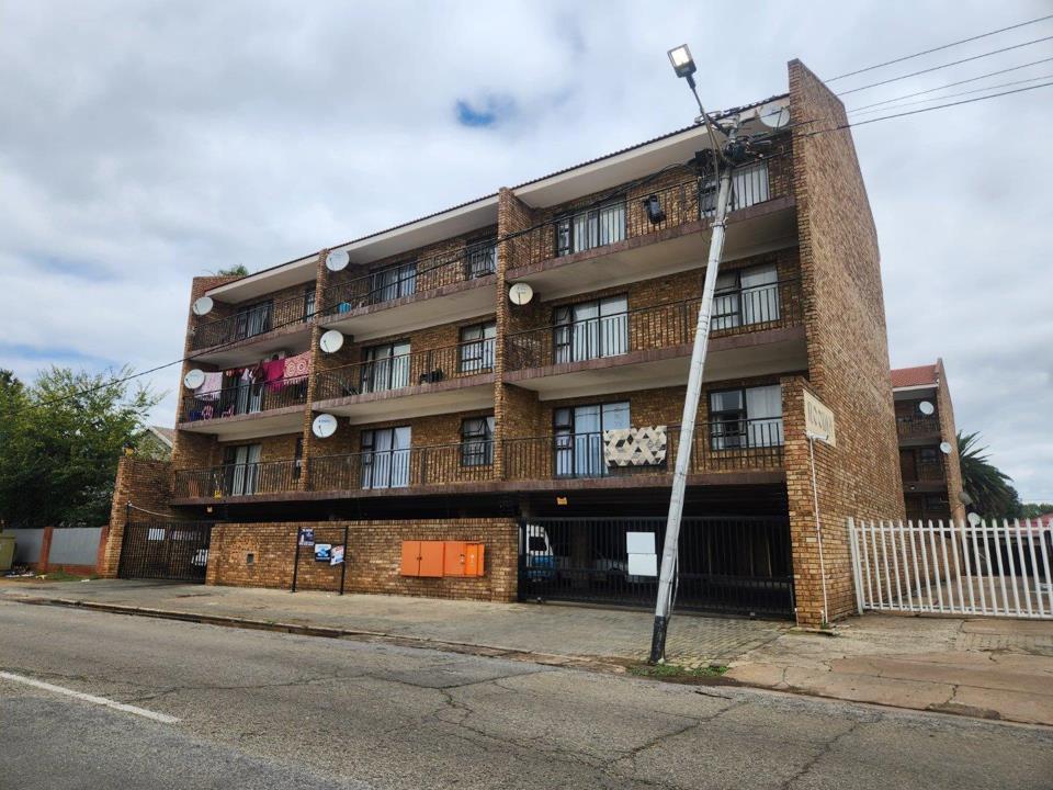 Listing number: P24-117113667, Image number: 1