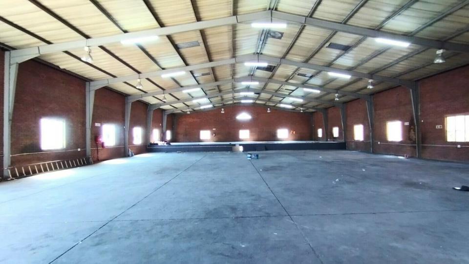 Industrial property to rent in Sunderland Ridge - 124 Rietspruit St ...