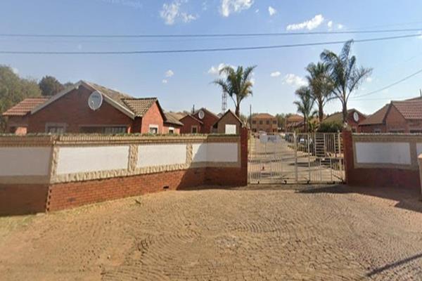 Going on Auction: Wednesday 27 May 2026
Reserve Price: R110 000 000.00 (All offers will be reviewed)
Expected Opening Bid: R85 000 ...