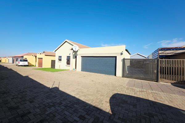 Situated in a secure and well-maintained complex in Mohlakeng, this exceptional ...