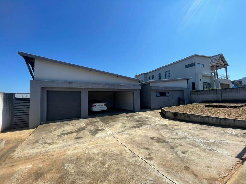 3 Bedroom House for sale in Riverside Estate - P24-117117492