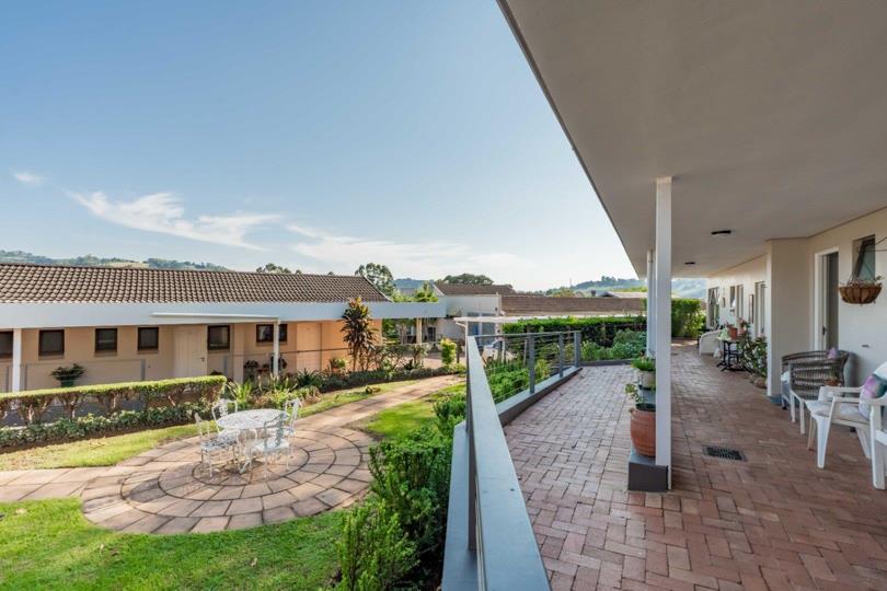 Listing number: P24-117119316, Image number: 2, Communal Gardens view 1