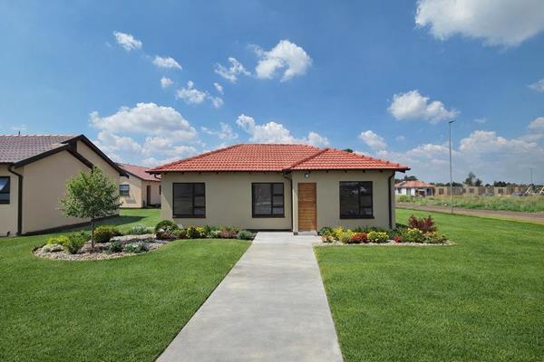Discover modern living in this beautifully designed brand-new freestanding home ...