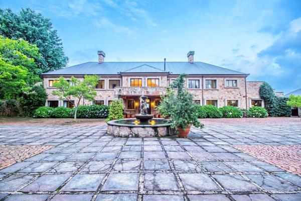 6 Bedroom Farm for Sale in Dullstroom