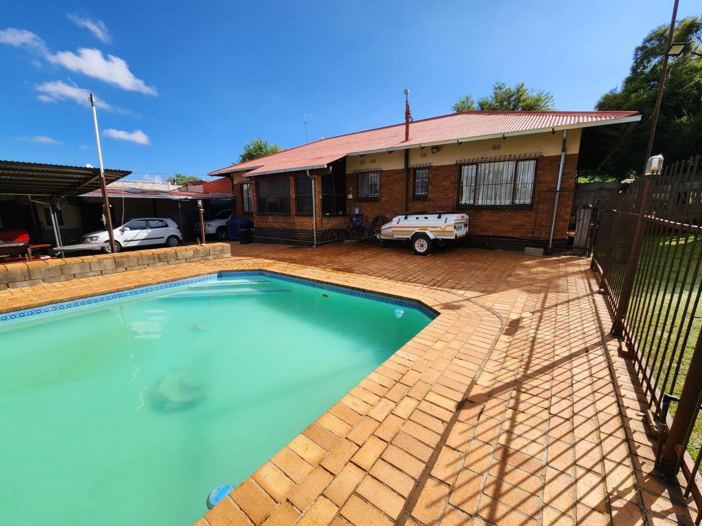 3 Bedroom House for sale in Mindalore - 15 Gregor Street - P24-117122696
