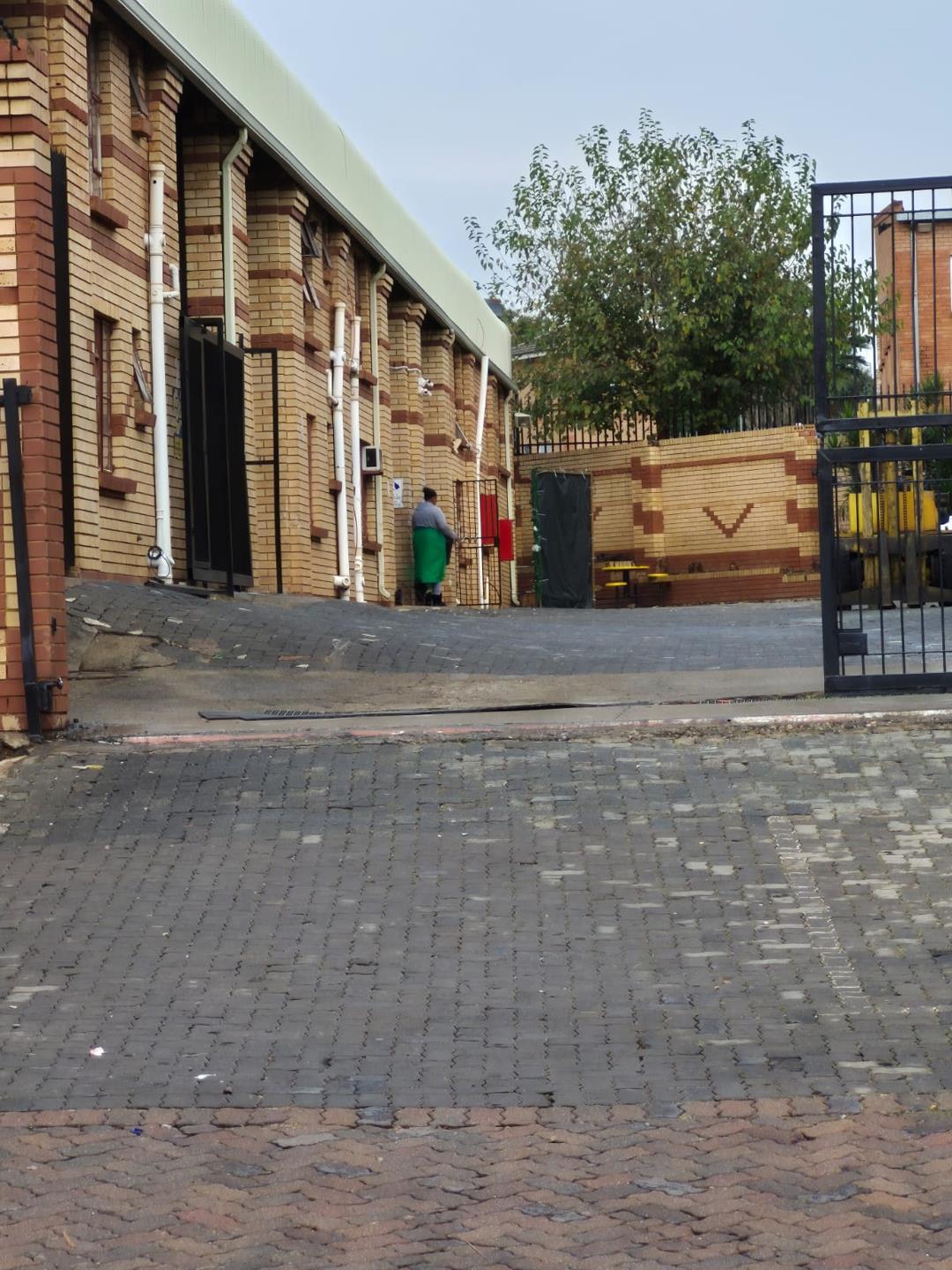 Commercial property for sale in Sunderland Ridge - P24-117123632