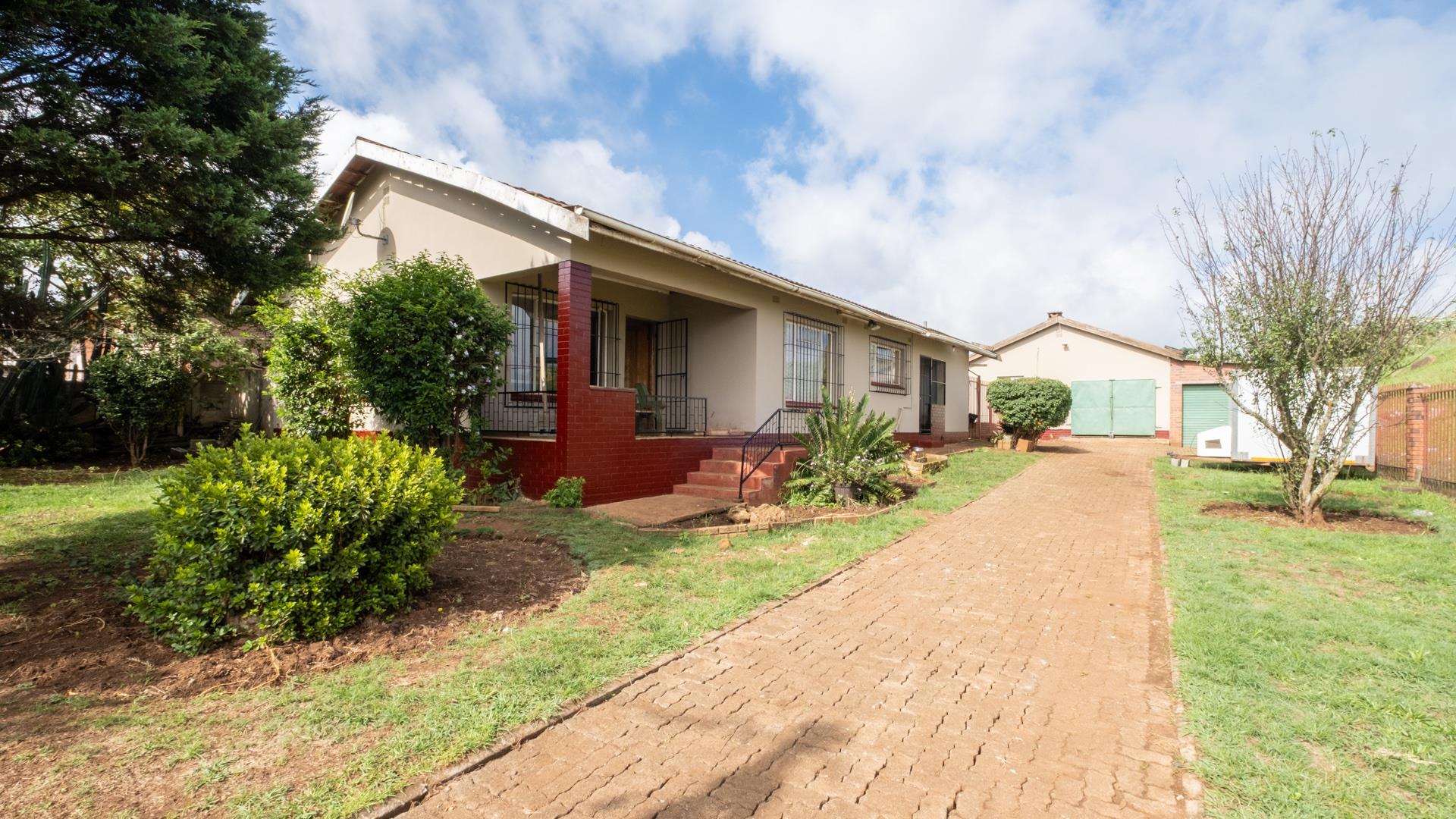 3 Bedroom House for sale in Howick West - P24-117124270