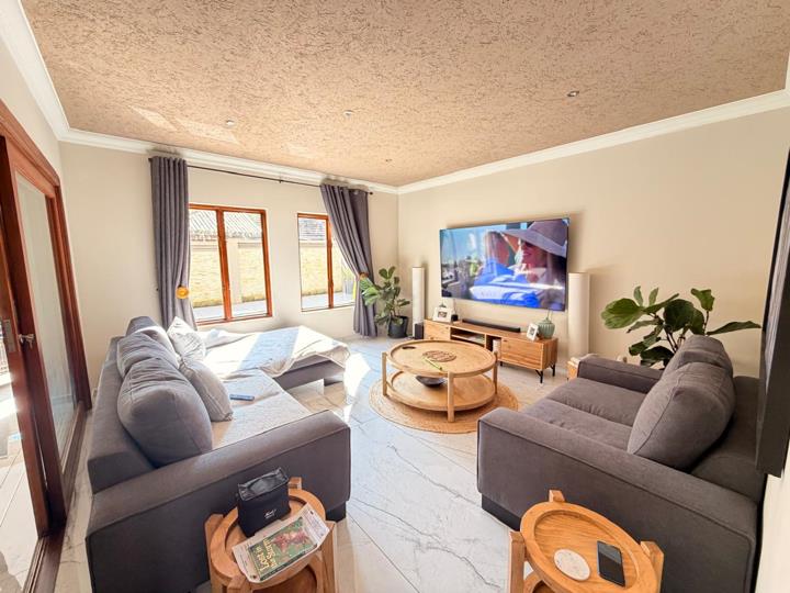 Listing number: P24-117124552, Image number: 3