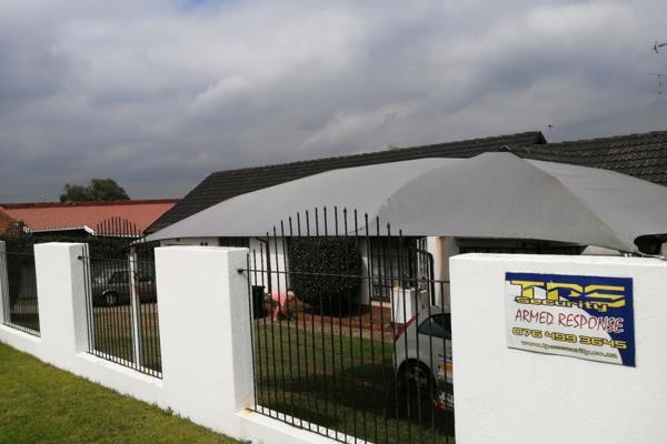 Three (3) bedroom house with en-suit on the main fairly spacious bedroom with TV connection,

All bedrooms has build-in wardrobes with ...