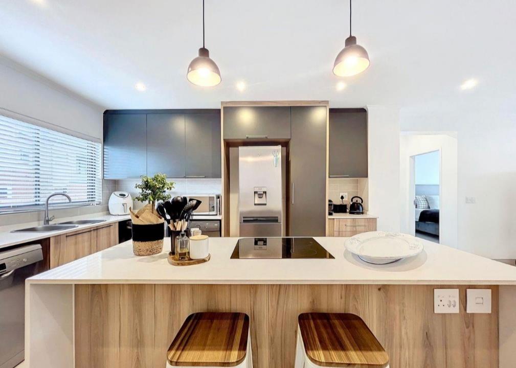 Listing number: P24-117129577, Image number: 1, Image