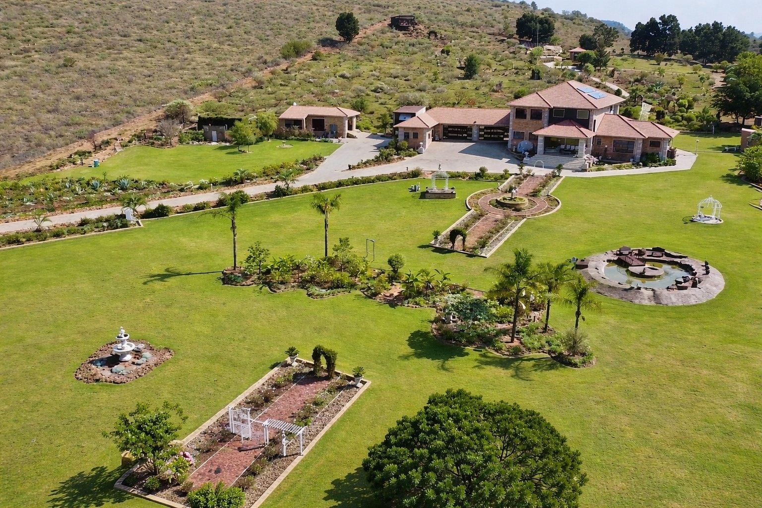 4 Bedroom House for sale in Blue Saddle Ranches - P24-116928798
