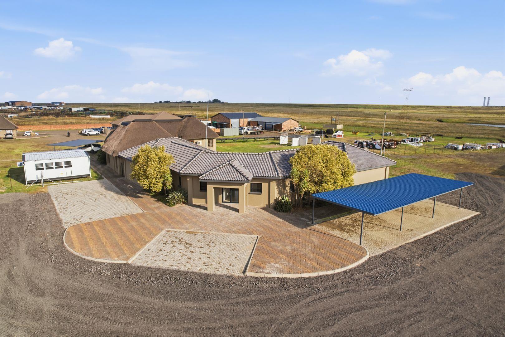 Industrial property to rent in Secunda - P24-117130175
