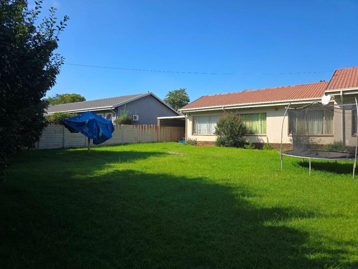 Listing number: P24-117130229, Image number: 2
