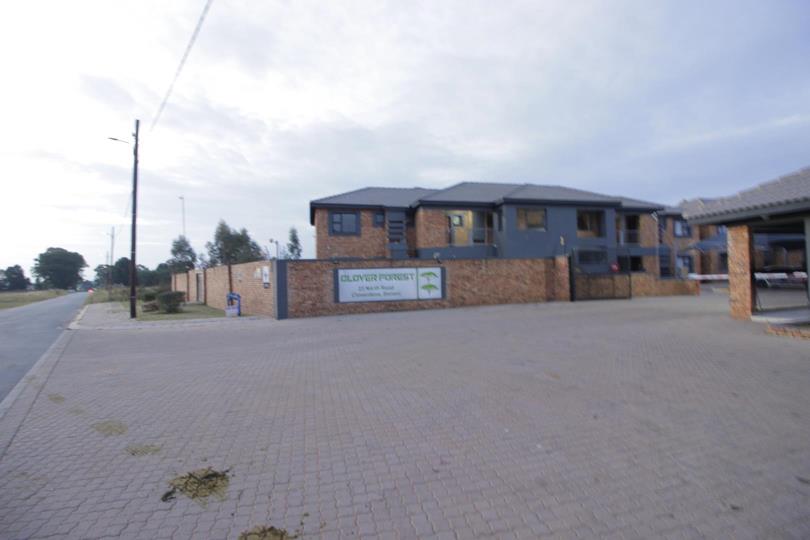 Listing number: P24-117132873, Image number: 2