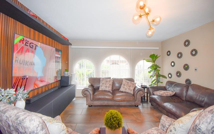 3 Bedroom House for sale in Three Rivers Proper - P24-117135374
