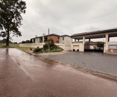 Townhouse for sale in Pomona