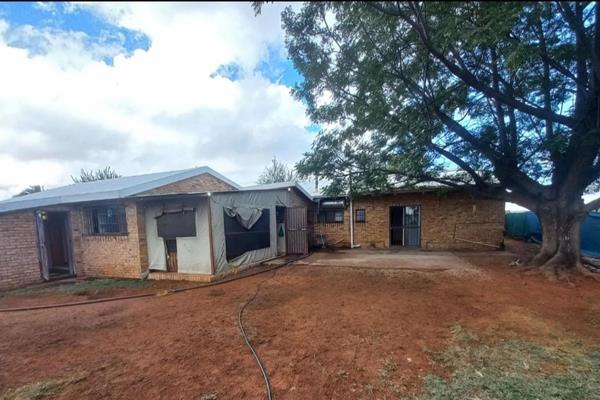 3 Bedroom Farm for Sale in Ritchie