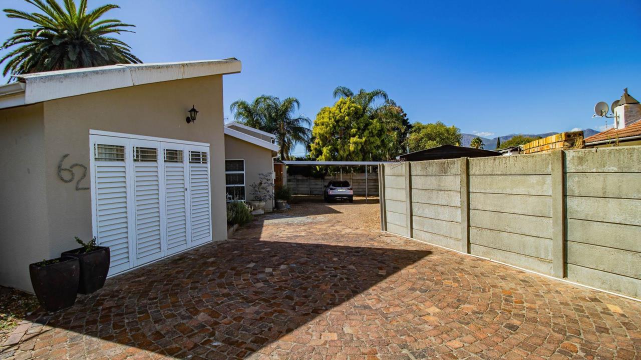 Listing number: P24-117140987, Image number: 1