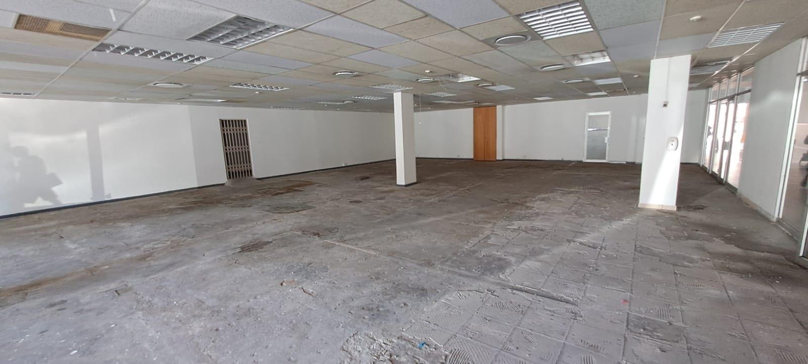 Commercial property to rent in Rustenburg Central - P24-117014144