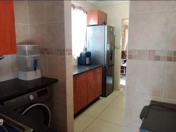 Listing number: P24-117141937, Image number: 3